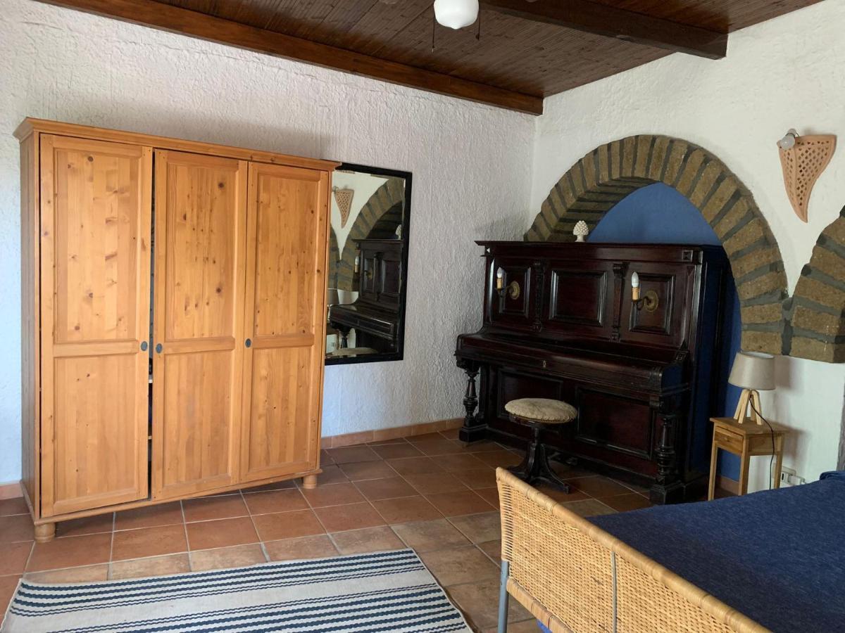 Cactus B&B Le Casette Di Marilena Pantelleria Rum bild